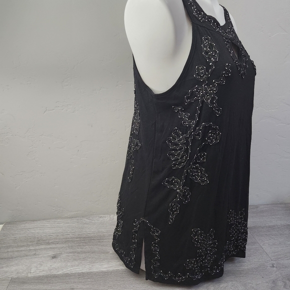 Lauren Michelle Black Top Size L‎ Embroidered Floral Swirl Keyhole Boat Neckline - Picture 11 of 13